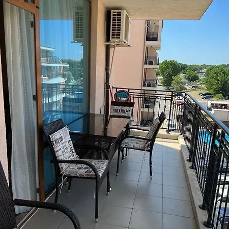 Karolina Complex Apartment